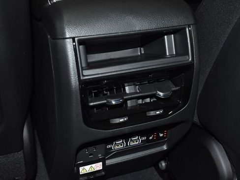 New 2025 Jeep Grand Cherokee Limited w/ Trailer Tow Package image 29