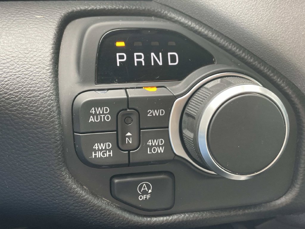 Used 2025 RAM 1500 Big Horn AWD/4WD image 31