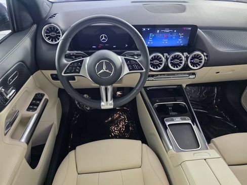 Certified 2024 Mercedes-Benz GLA 250 image 13