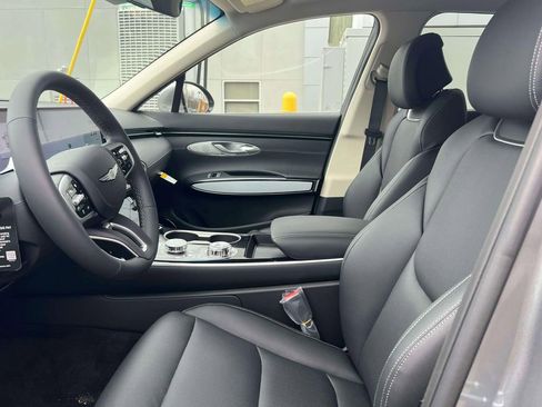 New 2026 Genesis GV70 2.5T AWD/4WD image 21