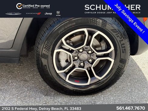 Used 2022 Jeep Grand Cherokee Trailhawk AWD/4WD image 9
