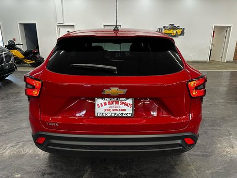Used 2026 Chevrolet Trax LS image 6