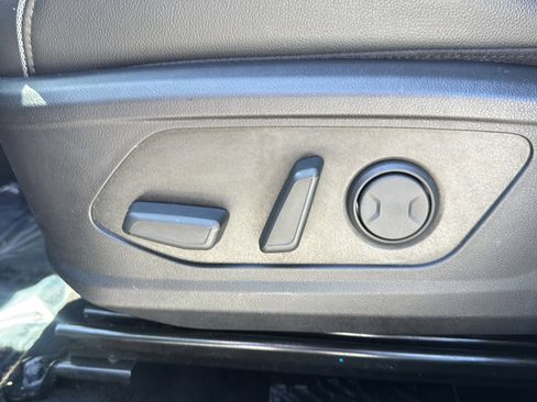 Used 2022 Hyundai Tucson Limited w/ Cargo Package AWD/4WD image 13
