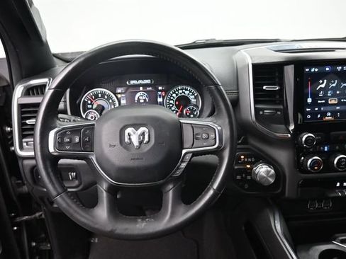 Used 2024 RAM 1500 Laramie AWD/4WD image 11