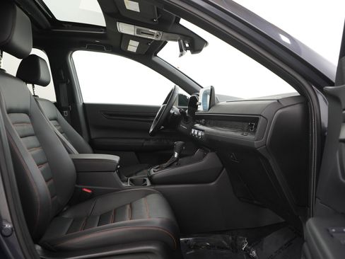 Used 2025 Honda CR-V Sport-L image 11