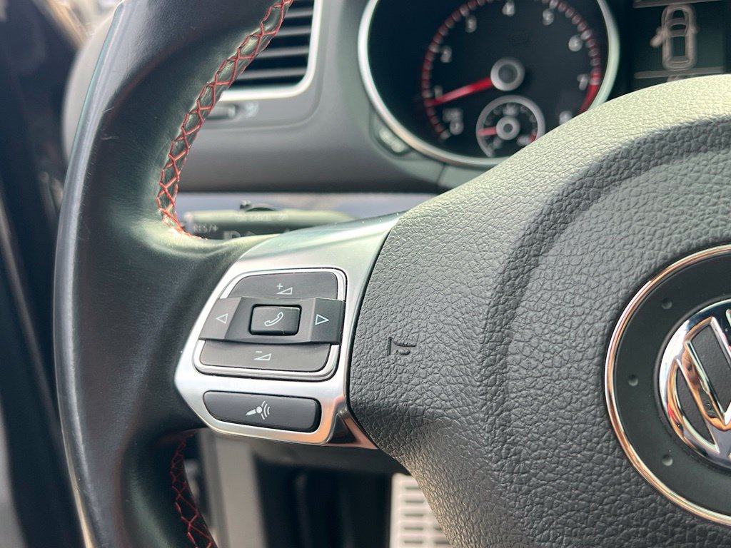 Used 2014 Volkswagen GTI Driver's Edition FWD image 19