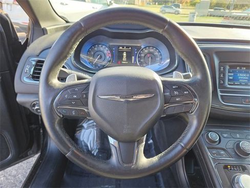 Used 2015 Chrysler 200 S w/ Comfort Group image 11