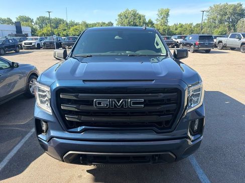 Used 2021 GMC Sierra 1500 Elevation w/ LPO, Elevation Black Package AWD/4WD image 3