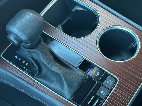 Certified 2023 Toyota Sienna LE image 22