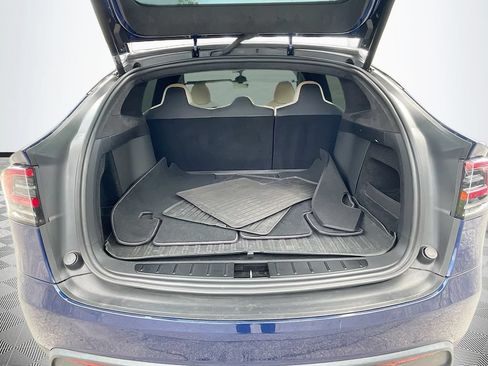 Used 2023 Tesla Model X AWD/4WD image 27