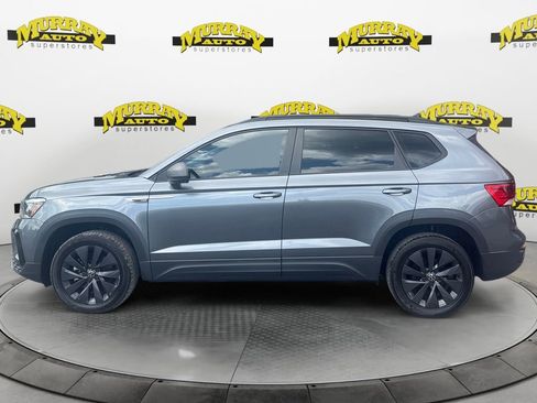 Used 2023 Volkswagen Taos S FWD image 2