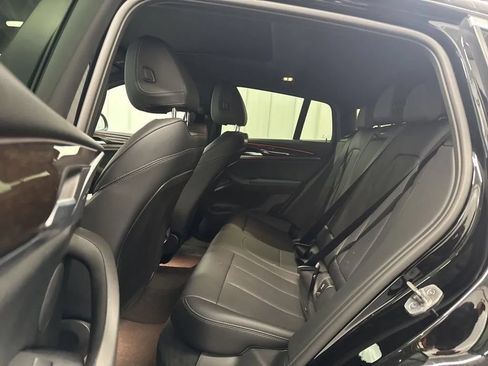 Used 2025 BMW X4 xDrive30i AWD/4WD image 21