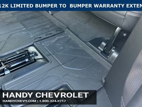 Certified 2025 Chevrolet Suburban High Country AWD/4WD image 41