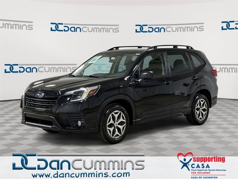 Used 2022 Subaru Forester Premium image 1