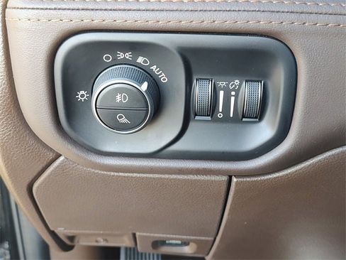 Certified 2025 RAM 3500 Longhorn image 23