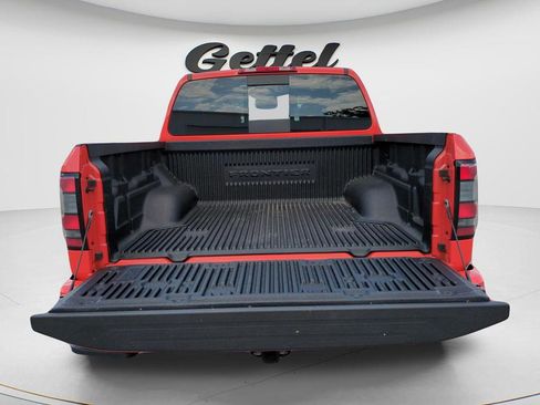 Certified 2025 Nissan Frontier PRO-4X w/ Tow Package AWD/4WD image 18