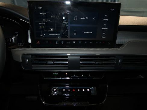 Used 2024 Lincoln Corsair Grand Touring w/ Equipment Group 301A image 16