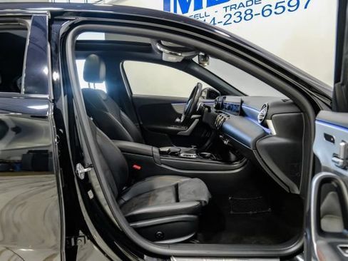 Used 2020 Mercedes-Benz A 220 4MATIC image 37