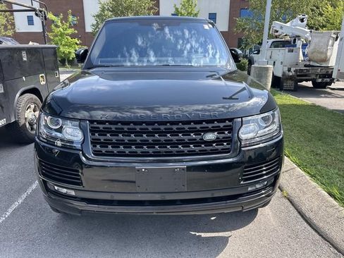 Used 2017 Land Rover Range Rover Supercharged AWD/4WD image 2