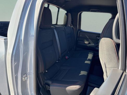 Used 2023 Nissan Frontier PRO-4X w/ Pro Convenience Package image 38