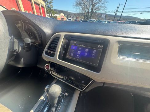 Used 2016 Honda HR-V EX image 33
