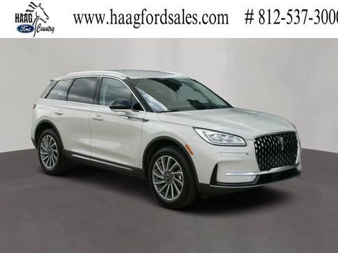 Used 2024 Lincoln Corsair Reserve w/ Equipment Group 201A FWD image 1