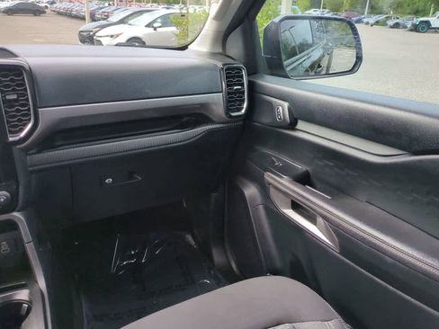 Used 2024 Ford Ranger XLT w/ Trailer Tow Package image 16