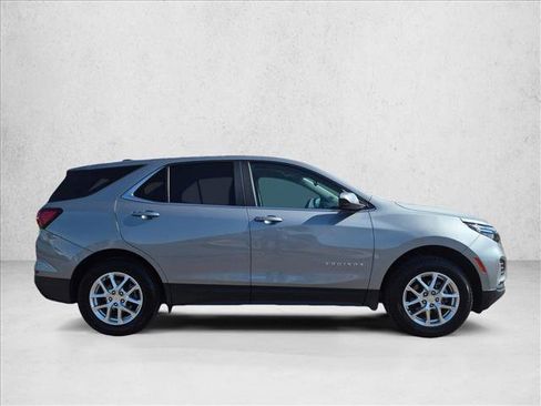 Used 2024 Chevrolet Equinox LT AWD/4WD image 4