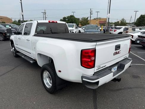 Used 2019 GMC Sierra 3500 Denali w/ Duramax Plus Package AWD/4WD image 7