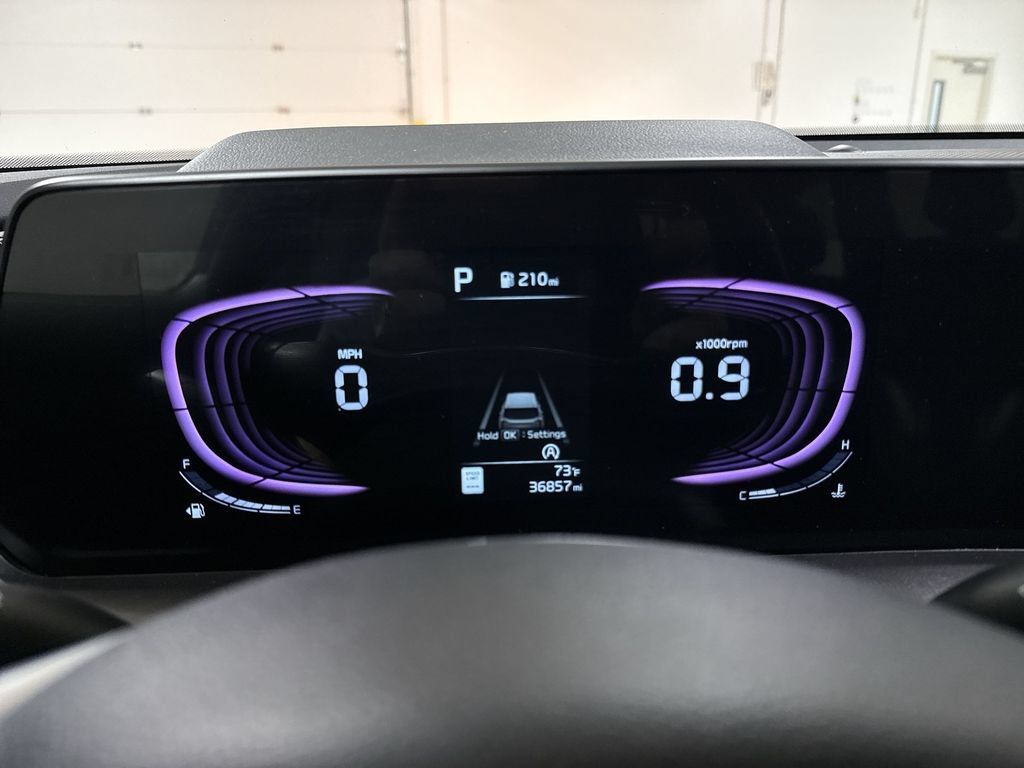 Used 2025 Kia Telluride S AWD/4WD image 12