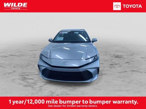 Certified 2025 Toyota Camry LE image 4