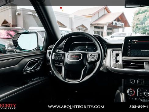 Used 2024 GMC Yukon XL AT4 AWD/4WD image 24