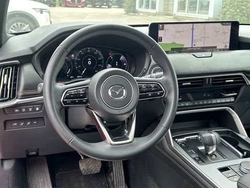 Certified 2025 MAZDA CX-70 Plug-In Hybrid w/ Premium Plus AWD/4WD image 17
