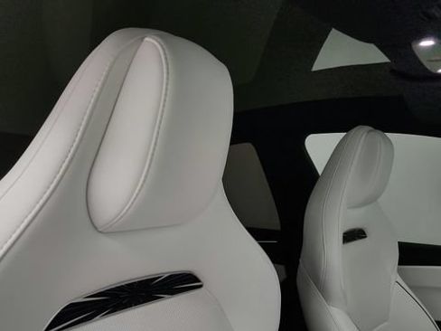 Used 2026 Tesla Model Y Performance AWD/4WD image 34