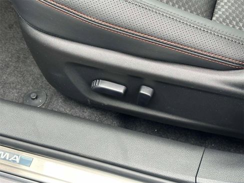 New 2025 Nissan Altima 2.5 SR image 18