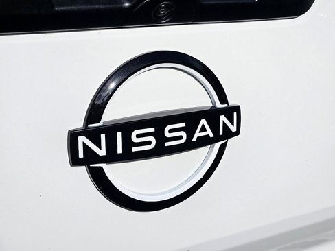 New 2026 Nissan Frontier SV w/ SV Convenience Package image 12