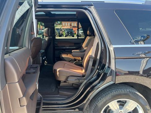 Used 2024 Ford Expedition King Ranch AWD/4WD image 17
