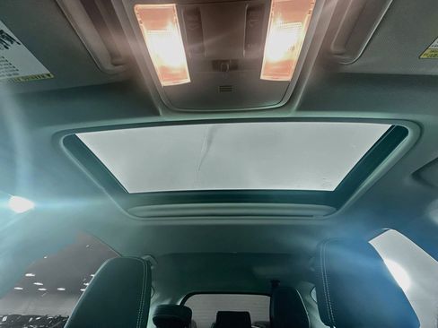 Used 2018 Toyota RAV4 XLE FWD image 24