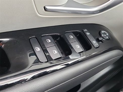 Used 2023 Hyundai Tucson Limited image 15