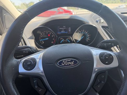 Used 2013 Ford Escape Titanium w/ Parking Technology Pkg FWD image 24