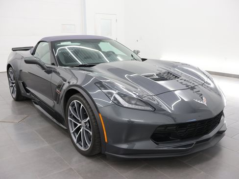 Used 2017 Chevrolet Corvette Grand Sport w/ Battery Protection Package RWD image 2