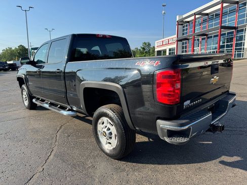 Used 2015 Chevrolet Silverado 2500 LT AWD/4WD image 3