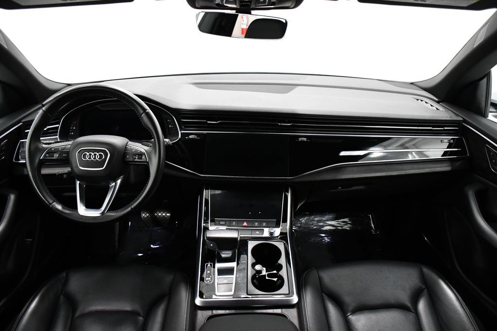 Used 2019 Audi Q8 Premium Plus w/ Premium Plus AWD/4WD image 8