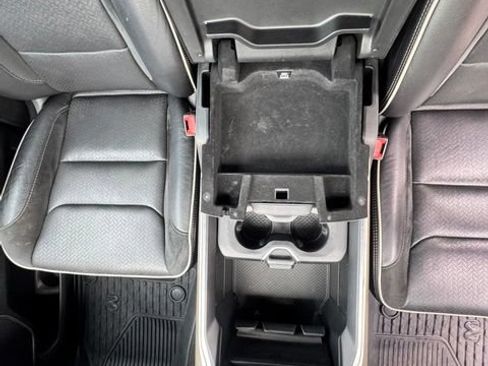 Used 2019 RAM 1500 Laramie AWD/4WD image 24