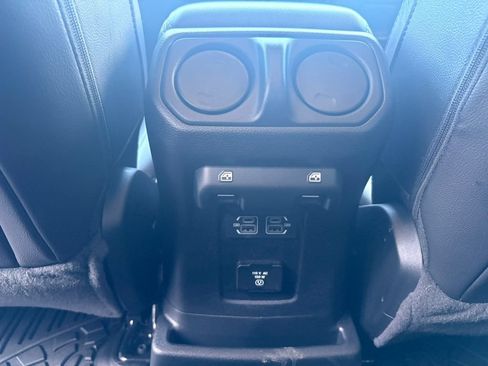 Used 2023 Jeep Wrangler Unlimited Sahara w/ Cold Weather Group AWD/4WD image 40