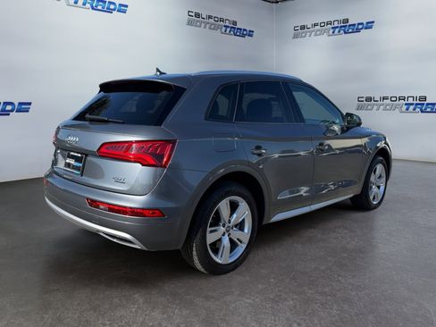 Used 2018 Audi Q5 2.0T Premium w/ Convenience Package image 5