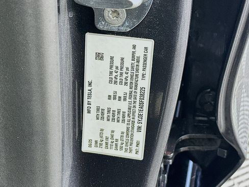 Used 2025 Tesla Model 3 Long Range RWD image 12
