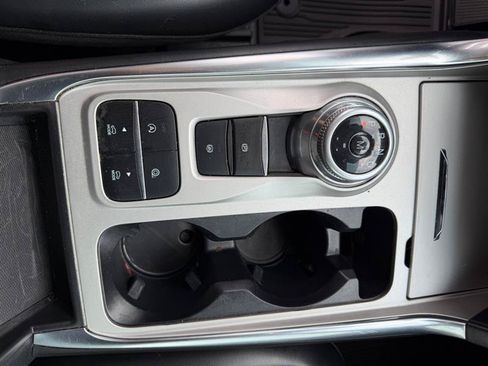 Used 2021 Ford Explorer XLT w/ Equipment Group 202A RWD image 6