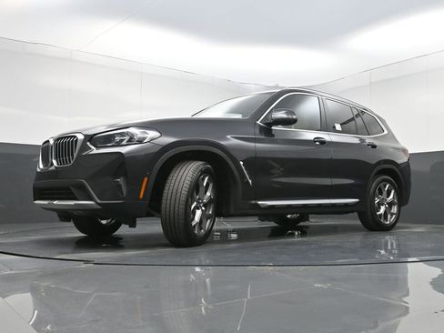 Used 2024 BMW X3 sDrive30i w/ Premium Package w/ZPA image 30