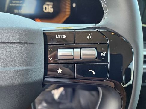 New 2026 Kia Sorento LX image 15